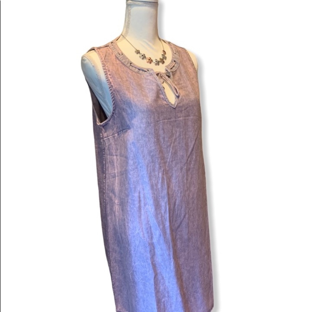 Kori NWT dress w necklace